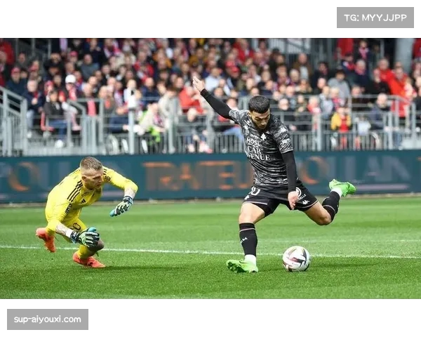 朗斯2比0客胜梅斯 客场战绩稳步提升